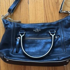 Black and cream leather kate spade bag ♠️